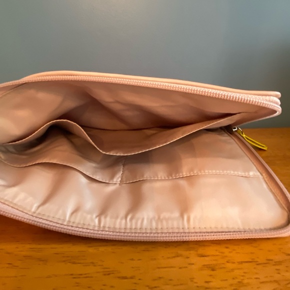 Coach tablet Case - Picture 5 of 15